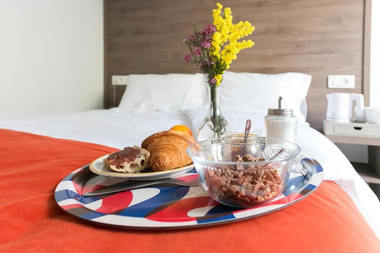 Hector Hotel 2*